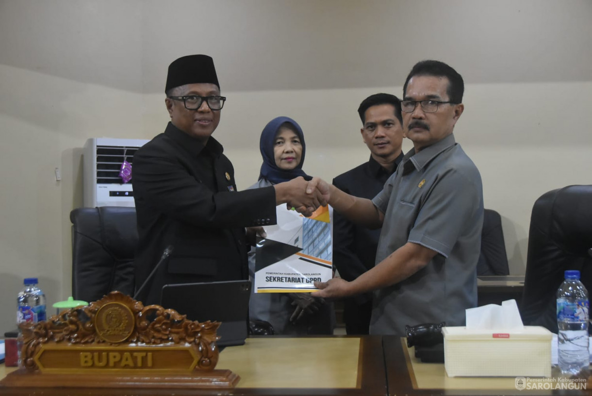 25 November 2024 - Rapat Paripurna Tingkat I Tahap 2, Bertempat di Gedung DPRD Sarolangun