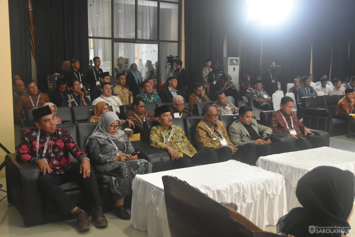 16 November 2024 - Debat Publik Calon Bupati dan Wakil Bupati Sarolangun, Bertempat di Gedung LPTQ Sarolangun&nbsp;