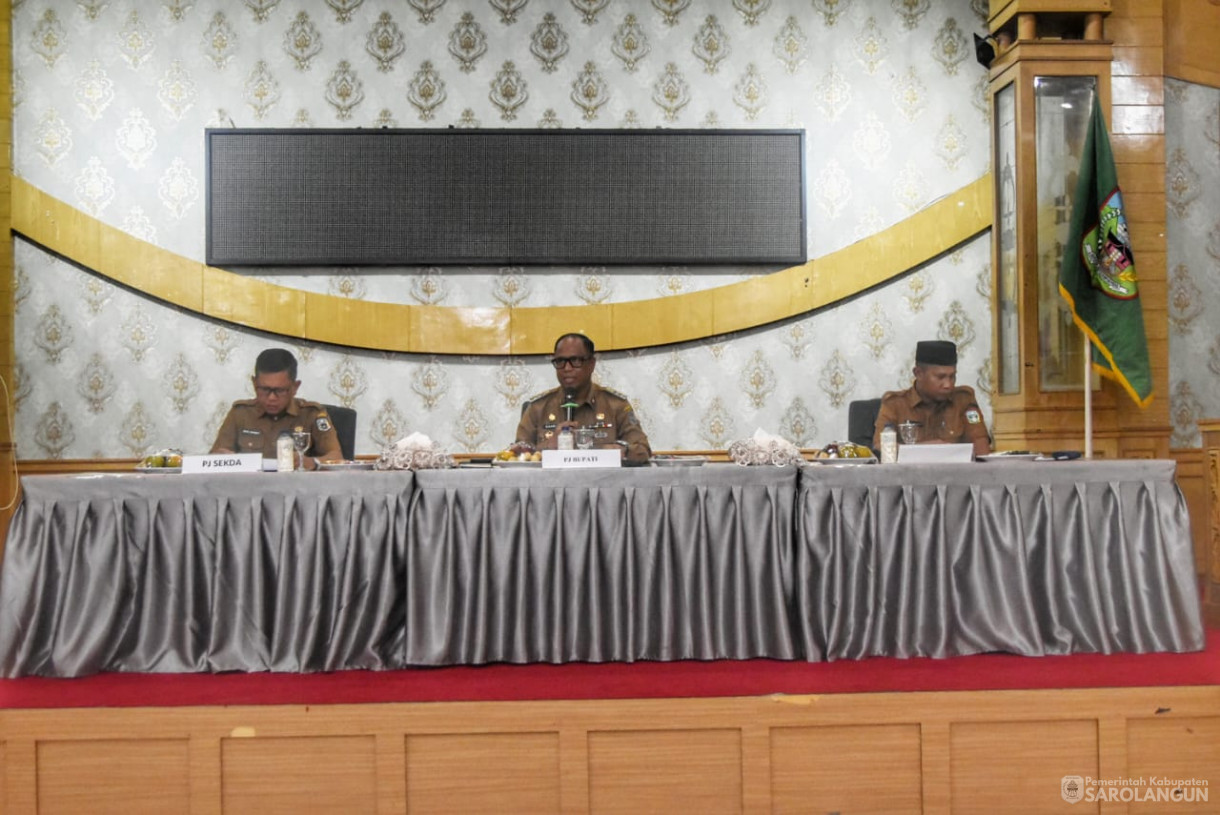 11 Februari 2025 - Penyerahan Secara Langsung DPA Seluruh OPD Se Kabupaten Sarolangun Bertempat di Ruang Aula Utama Kantor Bupati Sarolangun 