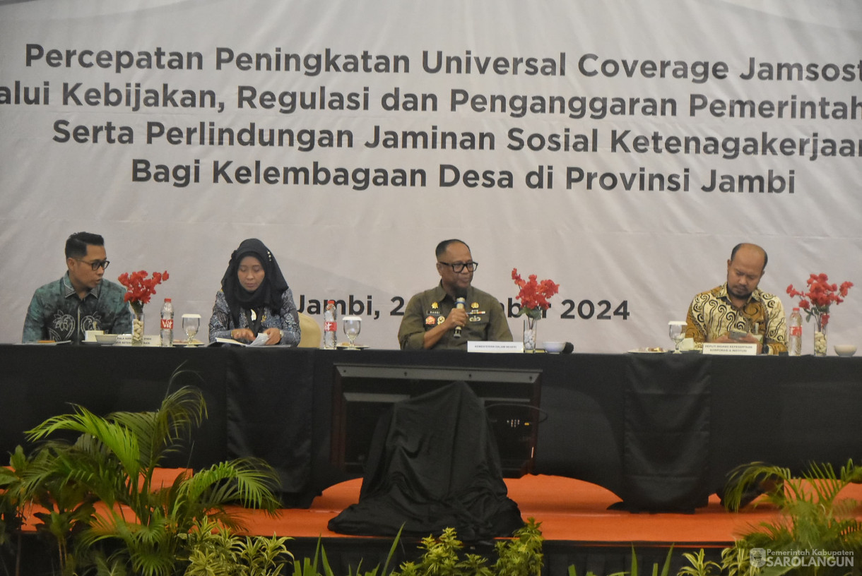 2 Desember 2024 - Kegiatan Perlindungan Jaminan Sosial Ketenagakerjaan Melalui Program Penganggaran APBD di Provinsi Jambi, Bertempat di Aula Swissbell Hotel Kota