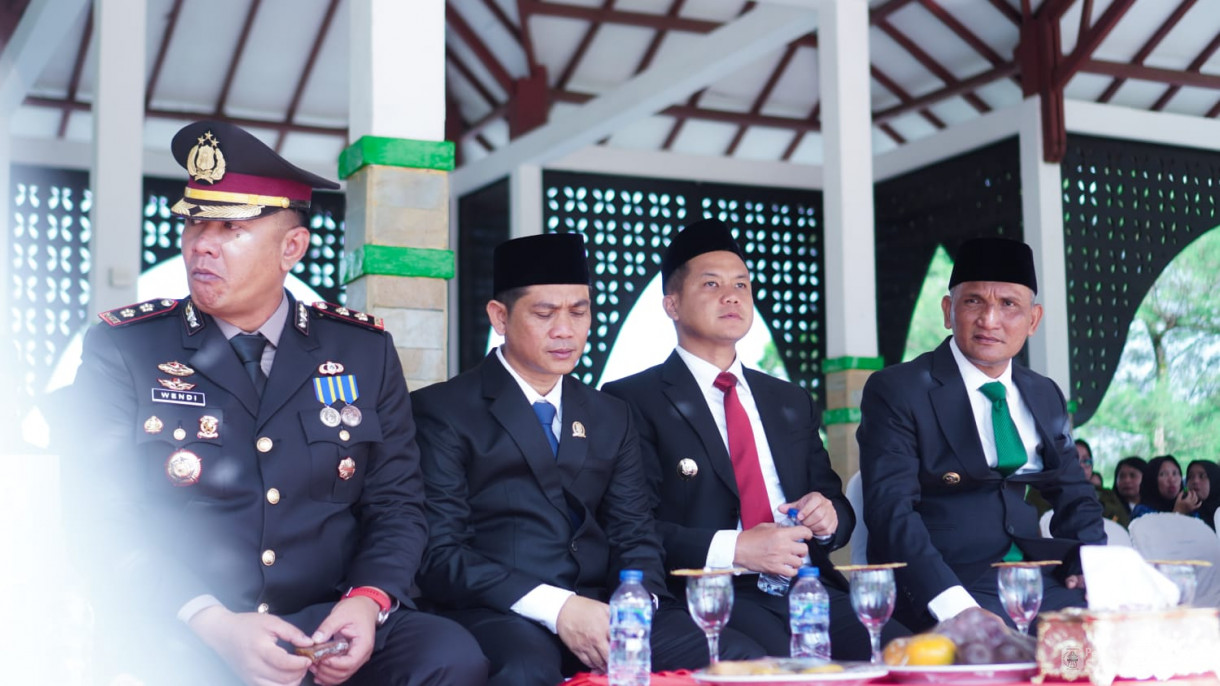 1 Oktober 2025&nbsp; Upacara Peringatan Hari Kesaktian Pancasila Bertempat di Lapangan Gunung Kembang Kabupaten Sarolangun
