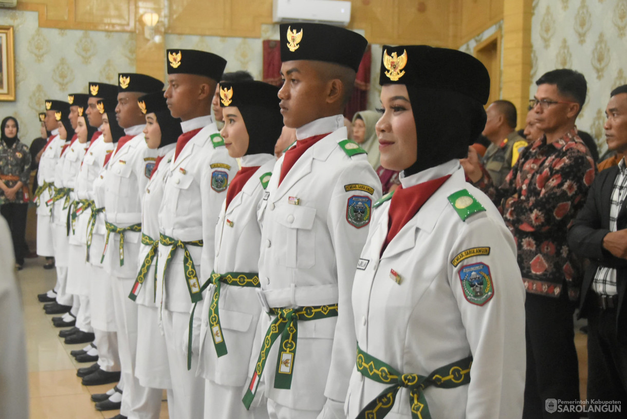 15 Agustus 2024 -&nbsp;Pengukuhan Pasukan Pengibar Bendera Pusaka, Bertempat di Aula Utama Kantor Bupati Sarolangun