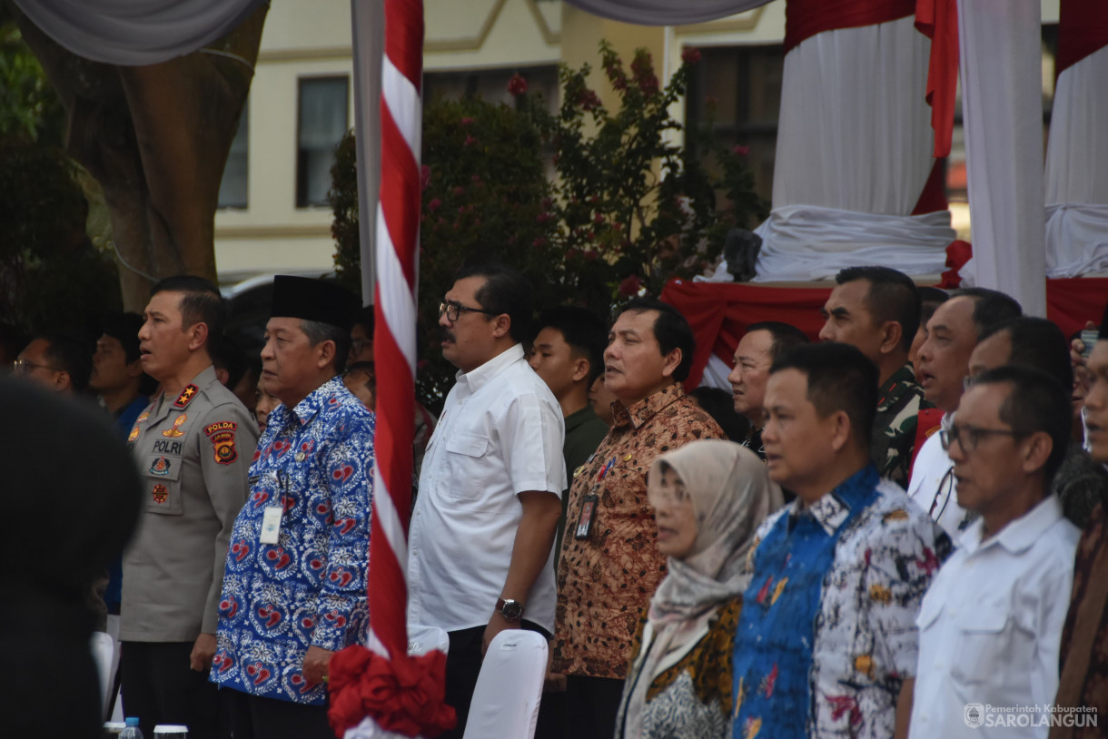 25 Juli 2024 - Prosesi Lepas Bai at dan Ikrar Setia NKRI Orang atau Kelompok Orang Yang Terafiliasi Negara Islam Indonesia, Bertempat di Lapangan Polda Jambi