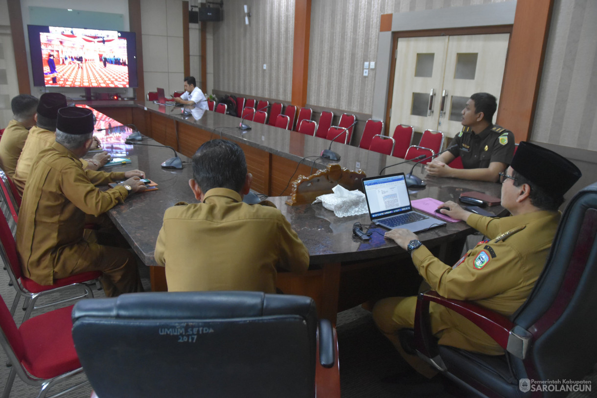 01 April 2024 - Pelantikan Pj Bupati Tebo Via Zoom Meeting Di Rumah Dinas Gubernur Jambi