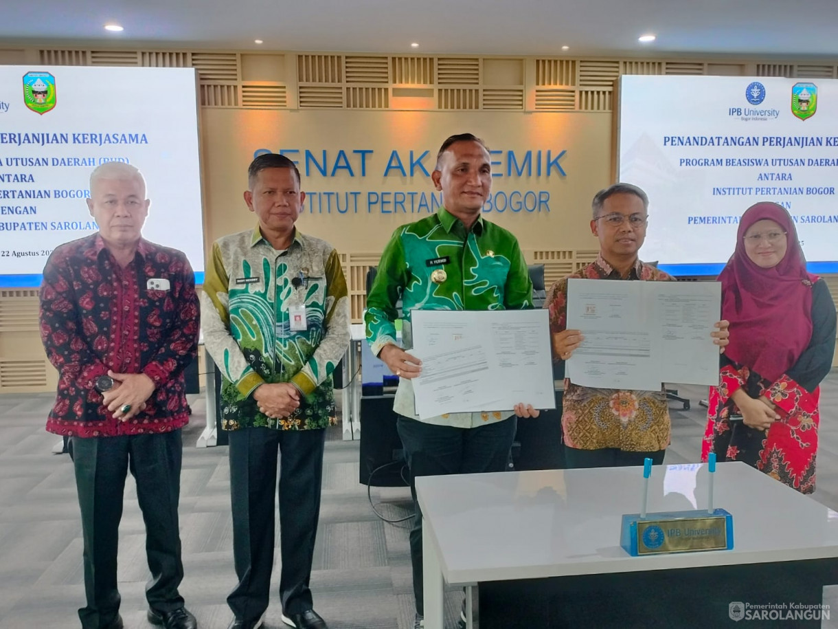22 Agustus 2025 Penandatanganan Perjanjian Kerja Sama Beasiswa Utusan Daerah Pemerintah Kabupaten Sarolangun dengan Institut Pertanian Bogor