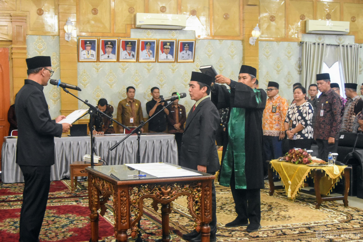 22 Mei 2025 -&nbsp;Pelantikan Dan Pengambilan Sumpah dan Janji Jabatan Pejabat Pimpinan Tinggi Pratama di Lingkungan Pemerintah Kabupaten Sarolangun
