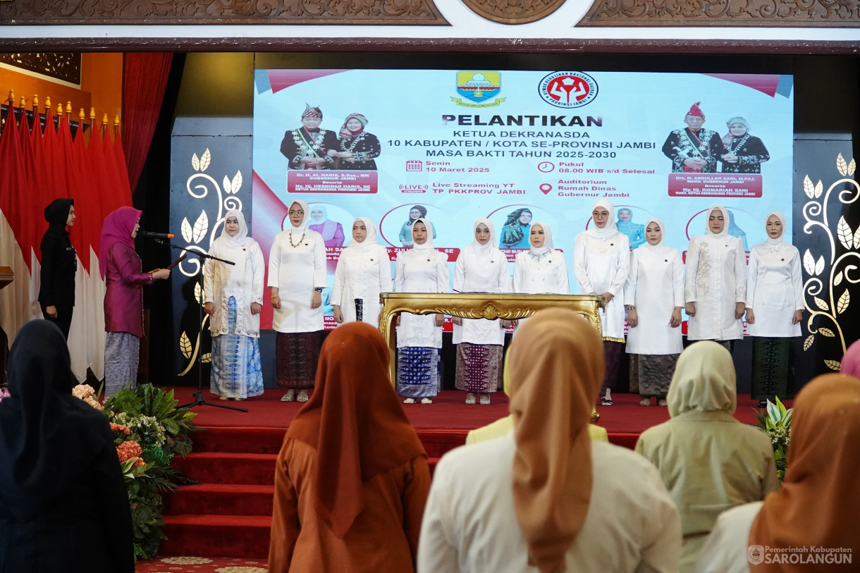 10 Maret 2025 - Pelantikan Ketua TP PKK, Bunda PAUD, Ketua Dekranasda Se Provinsi Jambi Bertempat di Auditorium Rumah Dinas Gubernur Jambi
