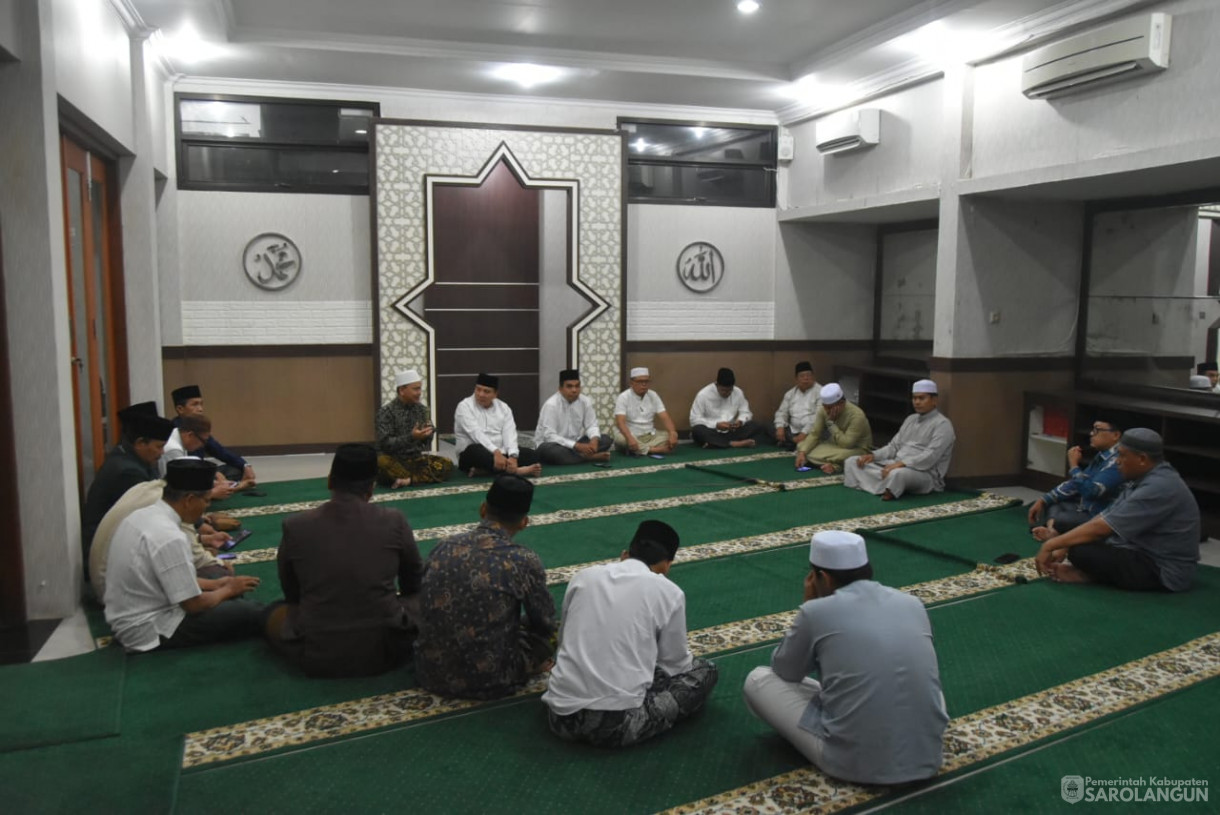 22 Oktober 2023 - Penjabat Bupati Sarolangun Berdialog Dengan Para Pimpinan Pondok Pesantren Sarolangun Di Rumah Dinas Bupati Sarolangun