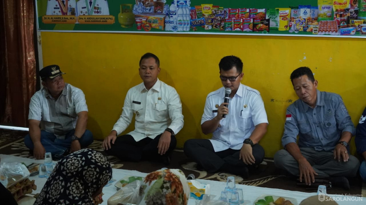 26 November 2025&nbsp; Salurkan Bantuan Kepada 92 Masyarakat Miskin Ekstrim Di Kecamatan Bathin VIII