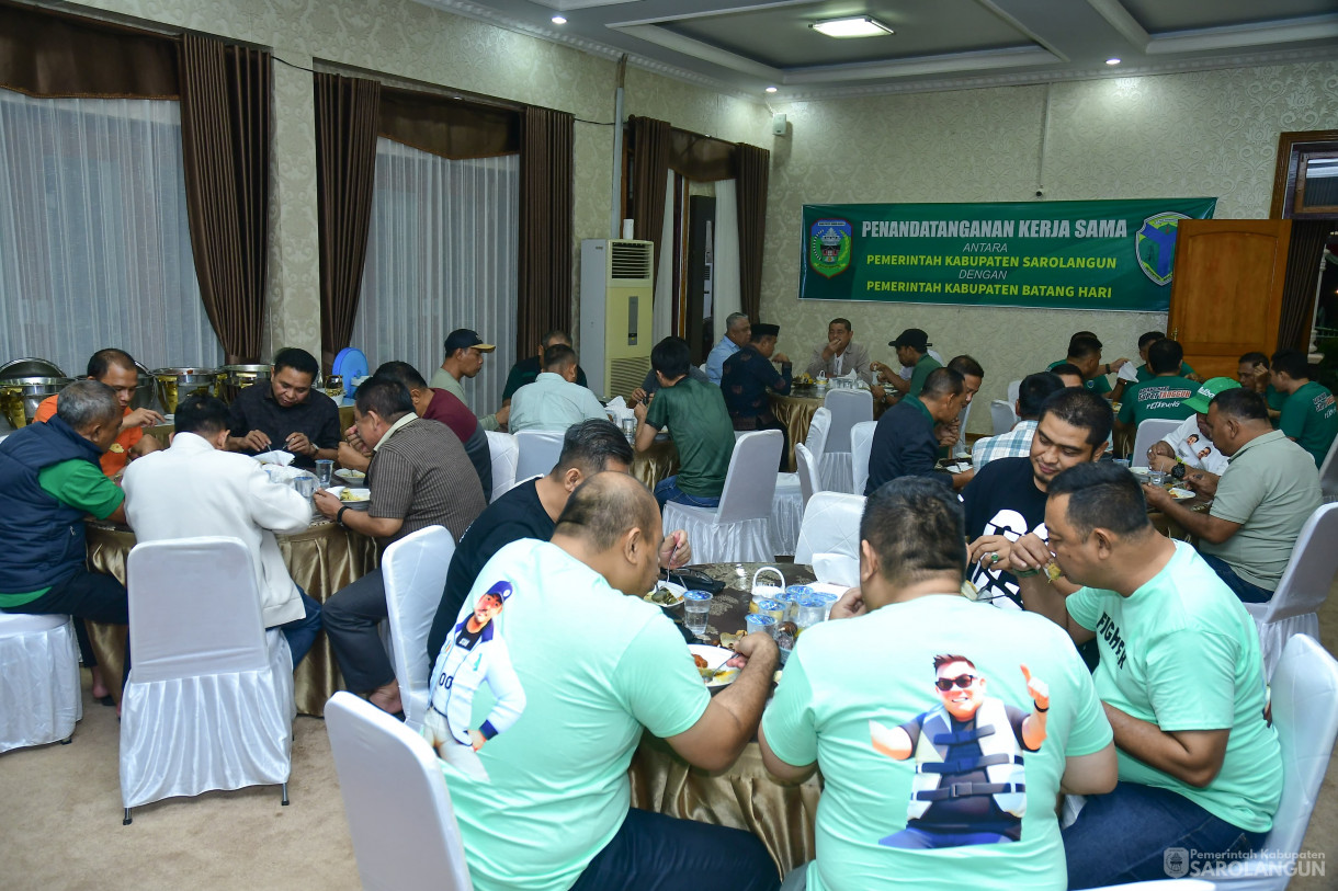 7 Agustus 2025 - Bupati Sarolangun Menyambut Kedatangan Bupati Kabupaten Batanghari