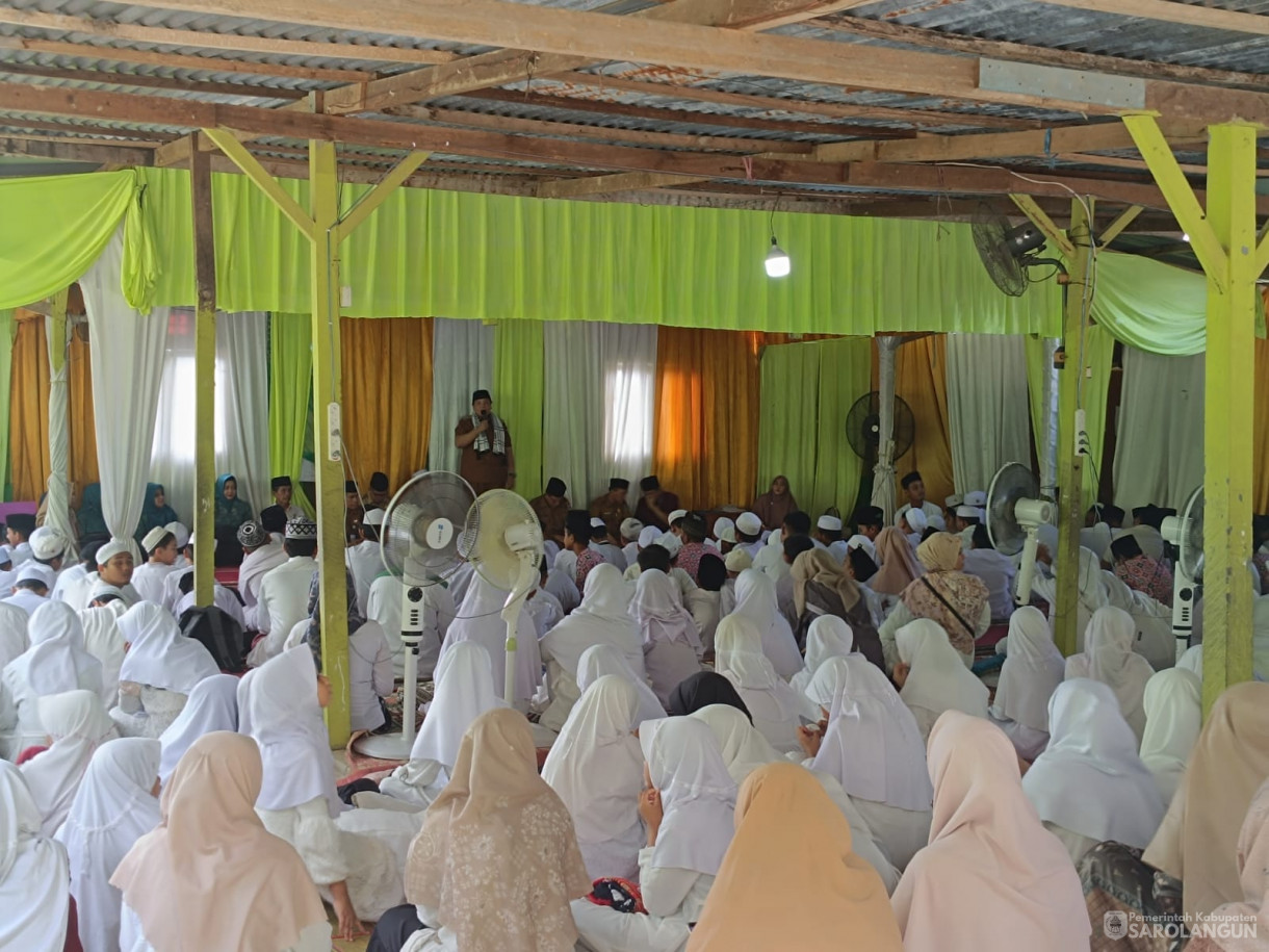 02 April 2024 - Kegiatan Murottal Al Quran Sekaligus Penyerahan Piagam Khotmil Quran Di Pondok Pesanter Rahmatul Ummah