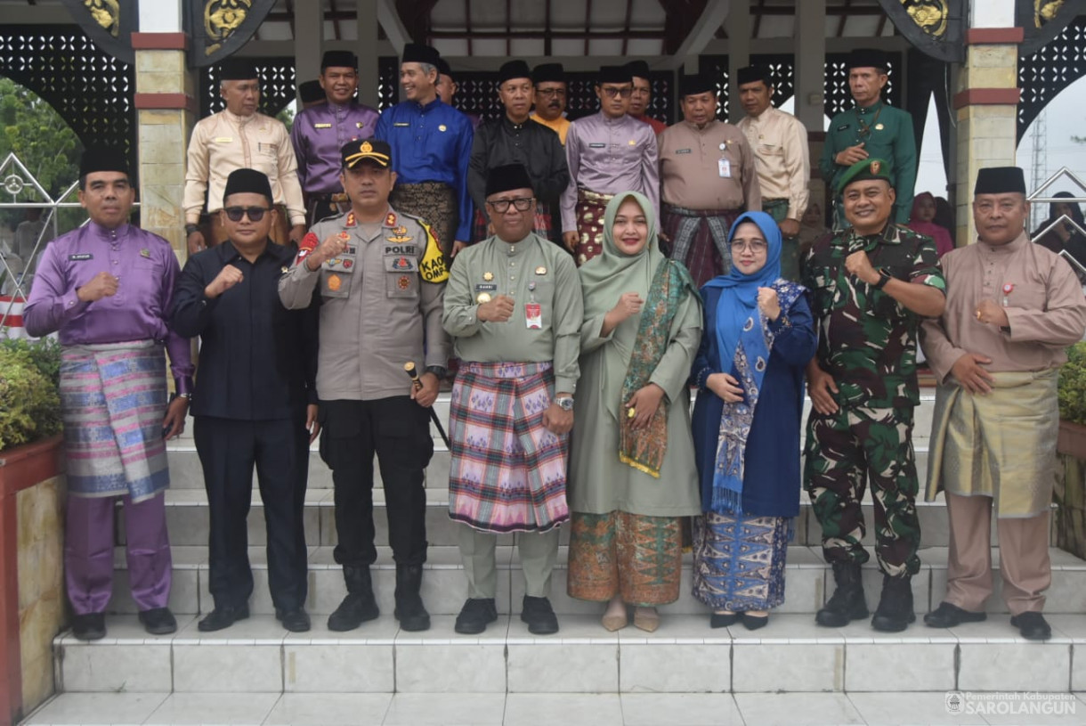 2 Desember 2024 - Upacara Hari Guru Nasional, Bertempat di Lapangan Gunung Kembang Sarolangun