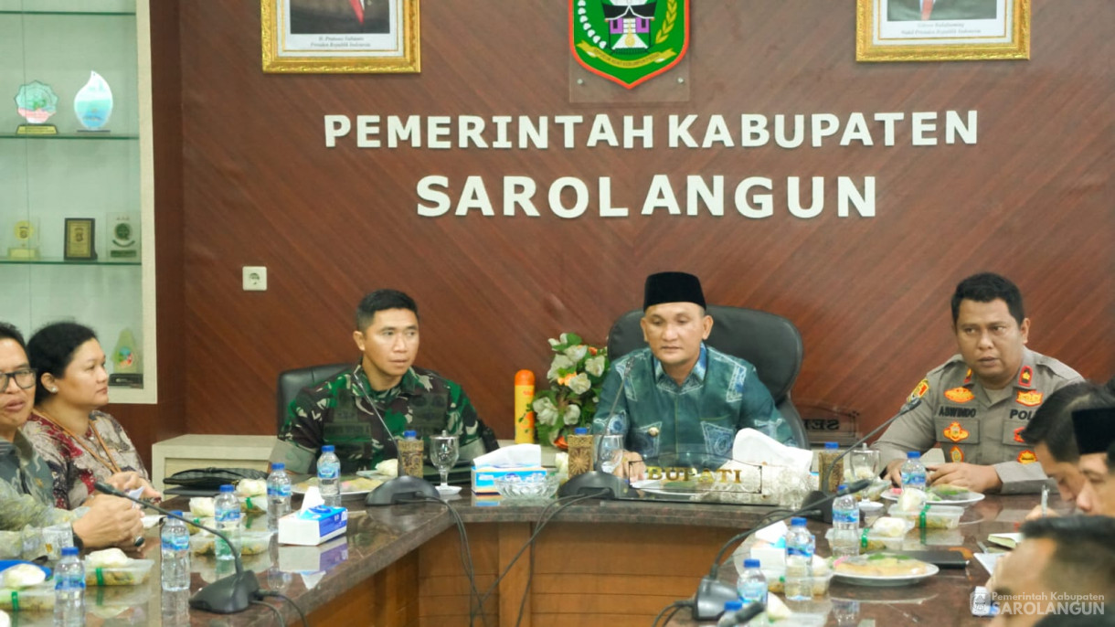 Rapat Bersama Forkompimda Dalam Rangka Mengantisipasi Momentum Natal Tahun 2025