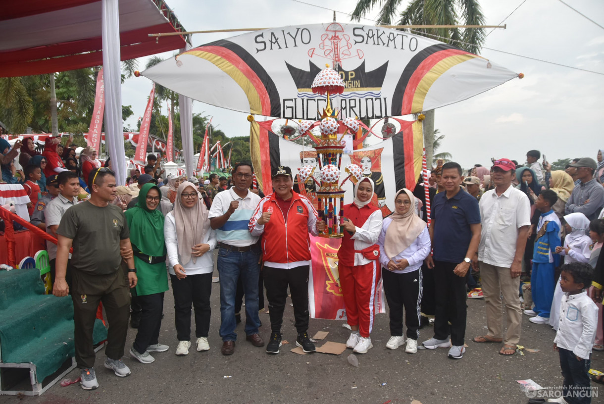 18 Agustus 2024 -&nbsp;Pawai Karnaval Memperingati HUT RI Ke 79, Bertempat di Depan Rumah Dinas Bupati Sarolangun