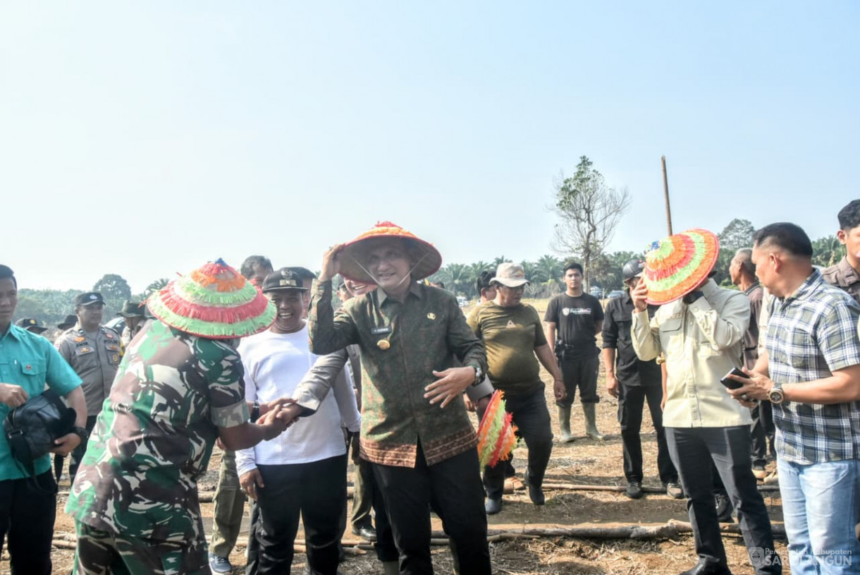 28 Agustus 2025&nbsp; &nbsp;Panen Perdana Padi Ladang Kelompok Tani Renah Mutu Desa Tanjung Kecamatan Bathin VIII