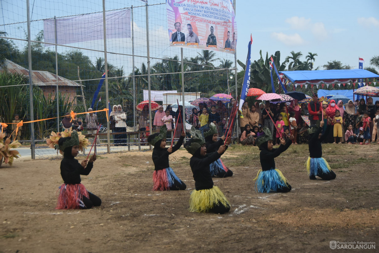 26 Juli 2025 - Pembukaan Turnamen Semi Open Voly di Lapangan Moneng Janggut Desa Sepintun