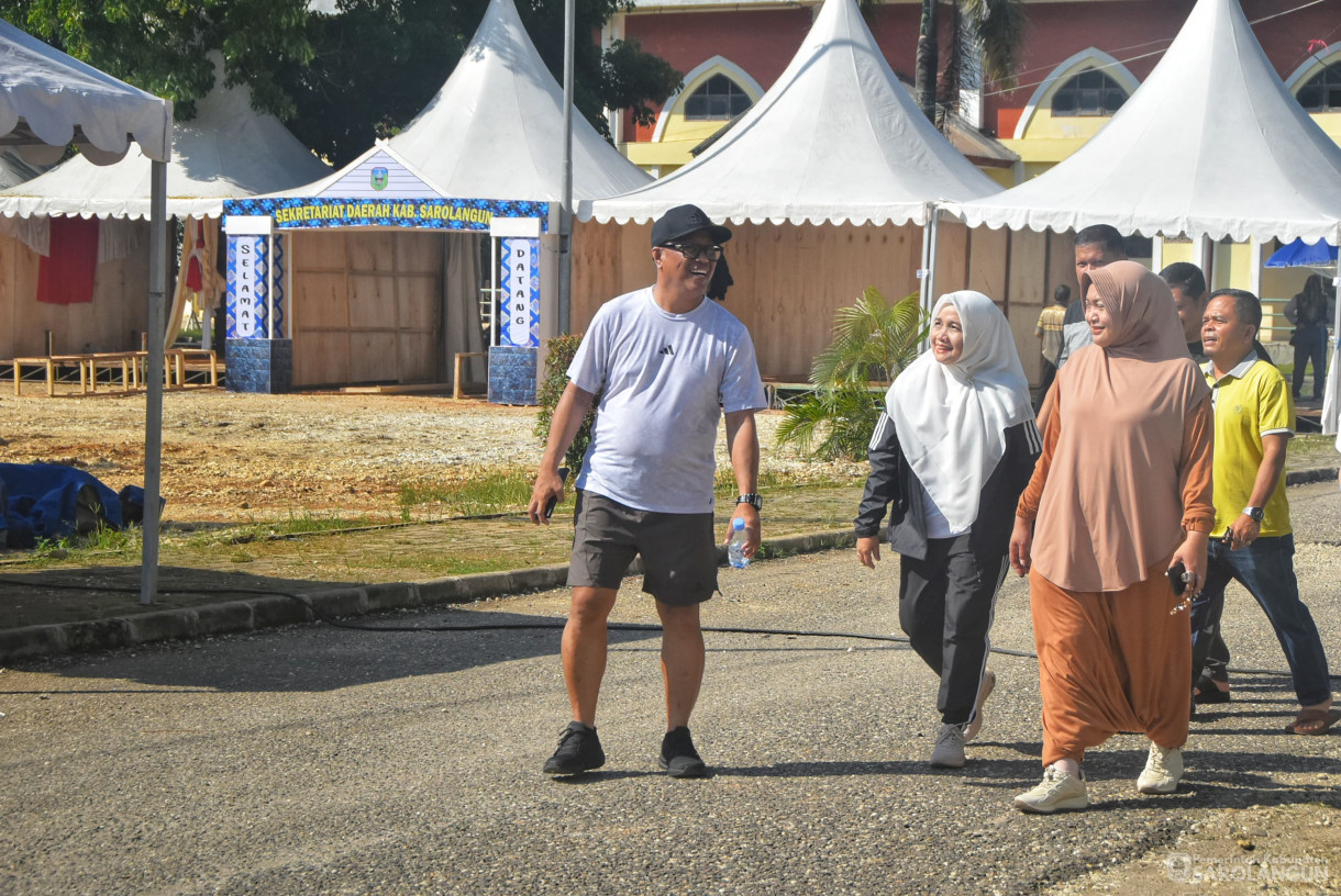 20 Oktober 2024 -&nbsp;Jalan Santai Bersama Sekaligus Meninjau Persiapan Festival Sarolangun, Bertempat di GOR Sarolangun