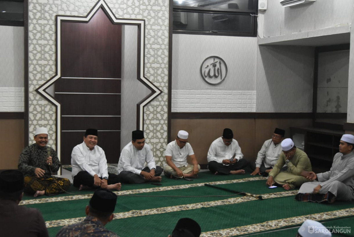 22 Oktober 2023 - Penjabat Bupati Sarolangun Berdialog Dengan Para Pimpinan Pondok Pesantren Sarolangun Di Rumah Dinas Bupati Sarolangun