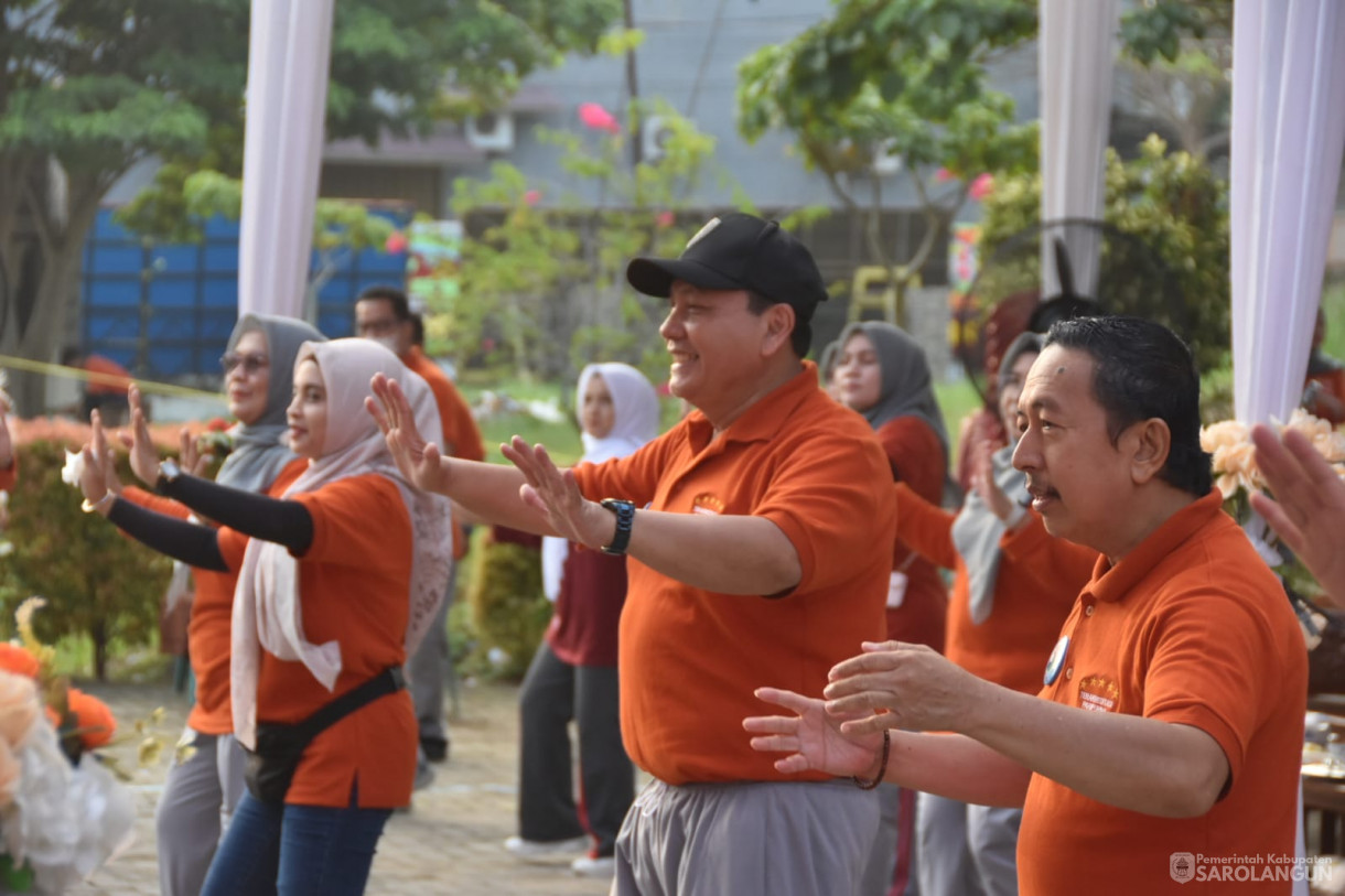 23 September 2023 - Penjabat Bupati Sarolangun Menghadiri Hari Ulang Tahun Ruslmah Sakit Langit Golden Medika Sekaligus Penyerahan Bantuan di Rumah Sakit Langit Golden Medika Sarolangun