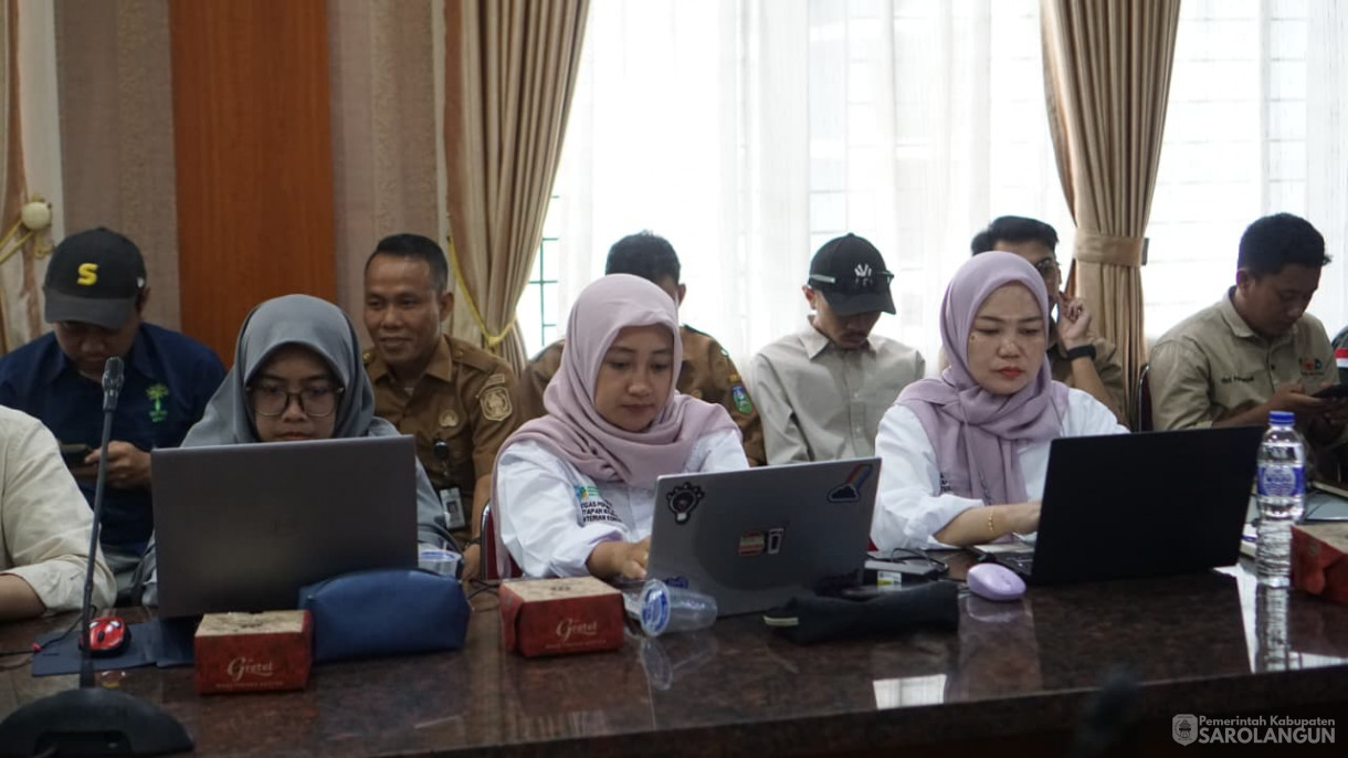 21 Oktober 2025&nbsp; Meeting verifikasi masyarakat hukum adat di wilayah kabupaten sarolangun bersama Dirjen Kehutanan