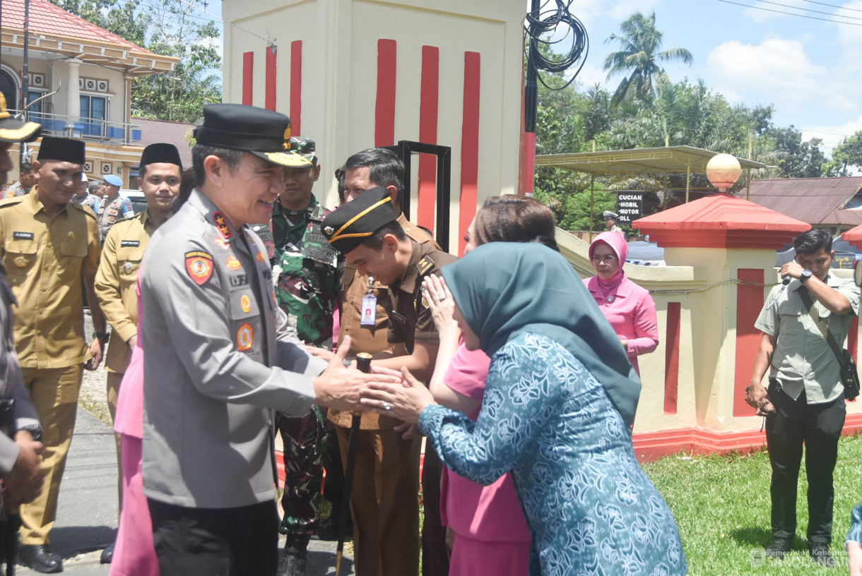 22 April 2025 - Penyambutan Kapolda Jambi Beserta Istri