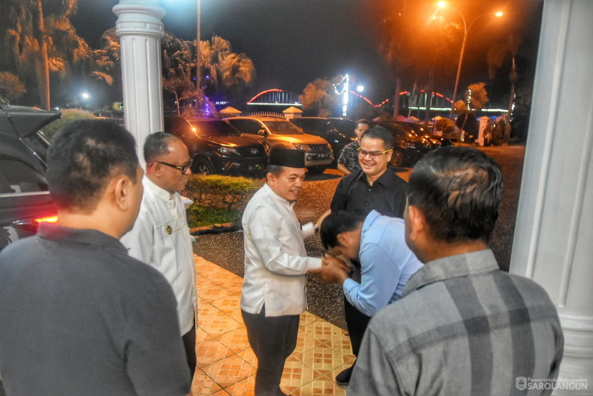 7 Februari 2025 - Silaturahmi Dan Makan Malam Bersama Gubernur Jambi di Rumah Dinas Bupati Sarolangun 