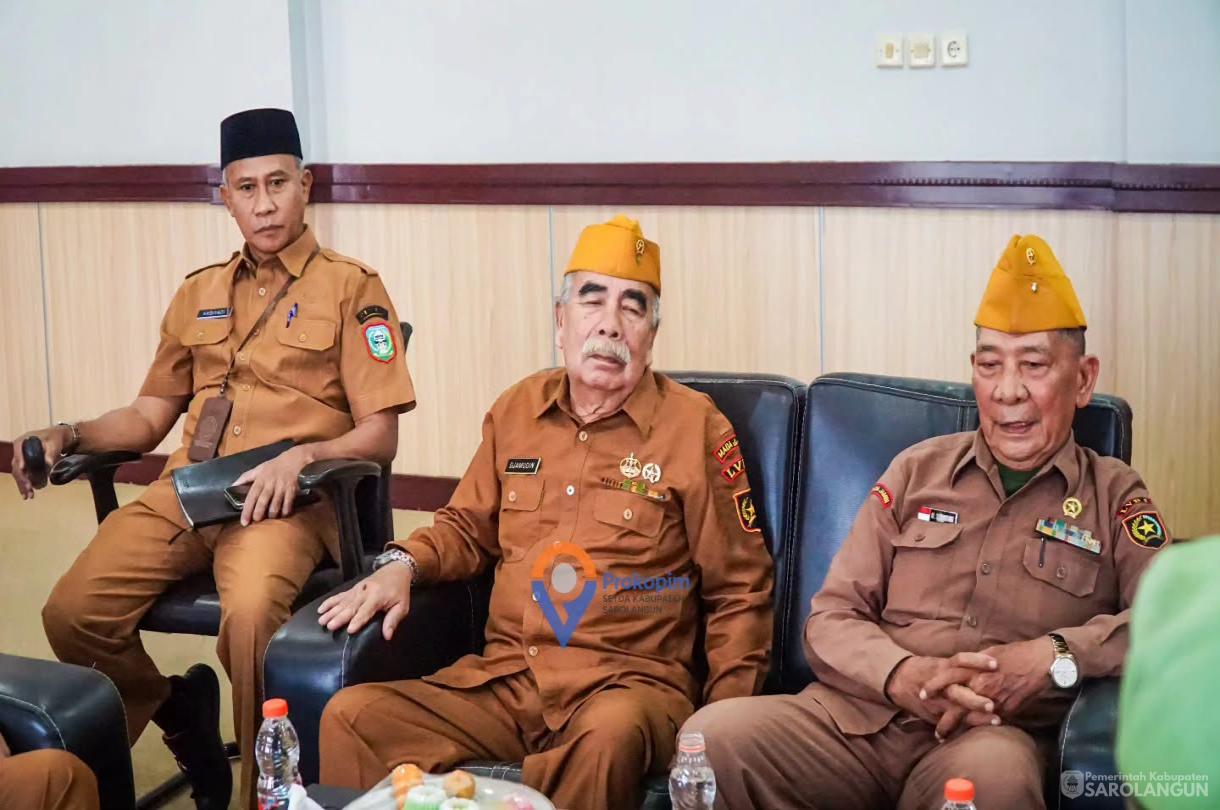 11 Agutstus 2026 Audiensi dengan Legium Veteran Republik Indonesia dan Pengurus Daerah Pemuda Panca Marga Provinsi Jambi di Ruang Kerja Wakil Bupati Sarolangun