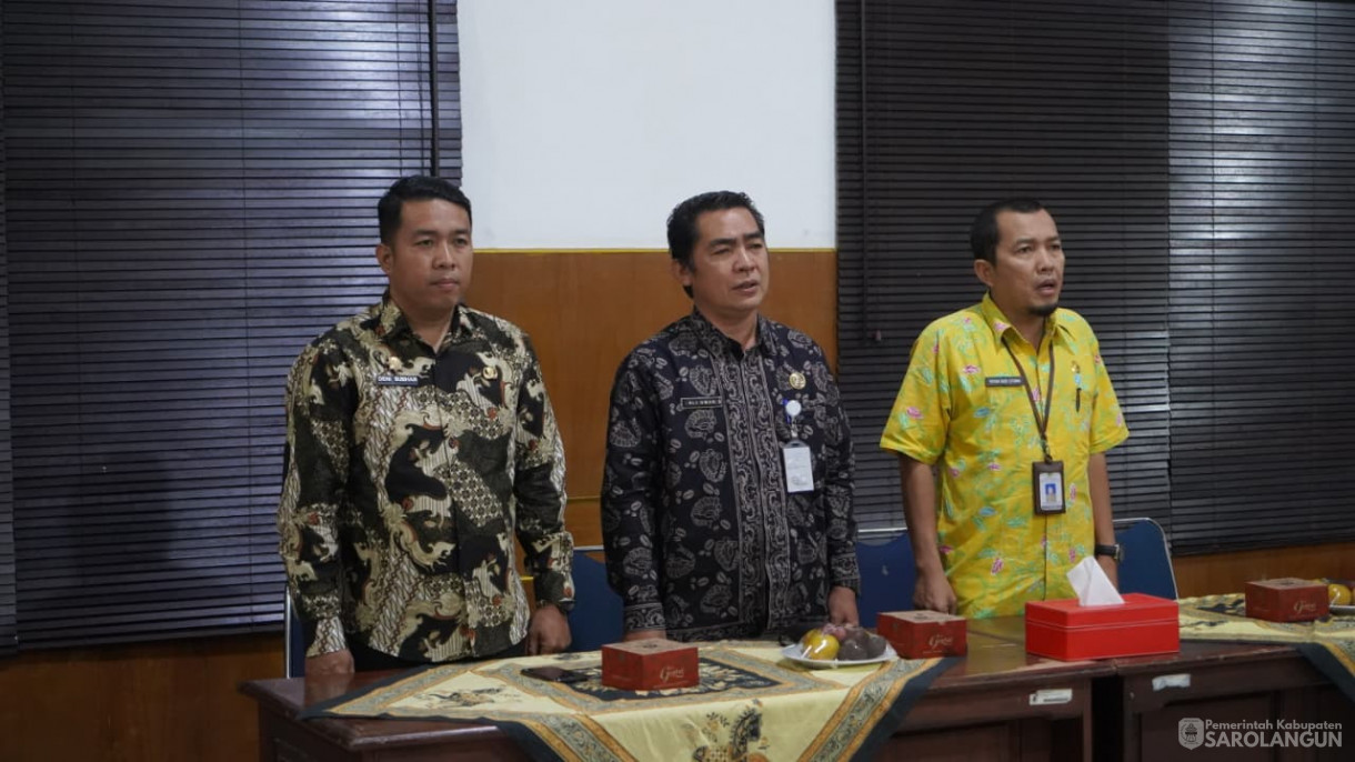 4 September 2025&nbsp; Wakil bupati Sarolangun Membuka Rapat Koordinasi Bimbingan Teknis Pengisian Web Aplikasi Aksi Konvergensi Percepatan Penurunan Stunting Kabupaten Sarolangun Tahun 2025
