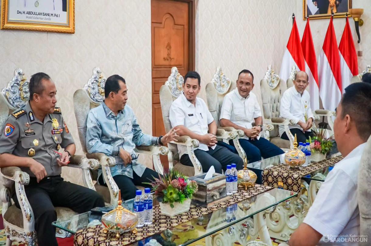 Entry Meeting Maladministrasi Tahun 2026 di Auditorium Rumah Dinas Gubernur Jambi