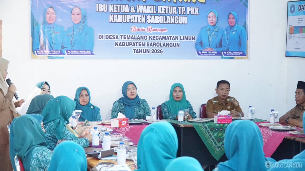 21 April 2026 Ketua TP PKK Kabupaten Sarolangun Laksanakan Supervisi di Desa Temalang Kecamatan Limun