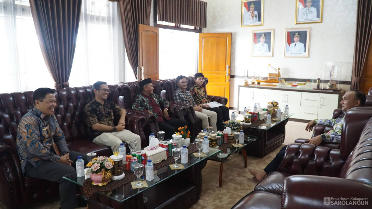 2 April 2026&nbsp;Silaturahmi dengan Kepala Kantor Pelayanan Pajak Pratama Bangko di Rumah Dinas Bupati Sarolangun