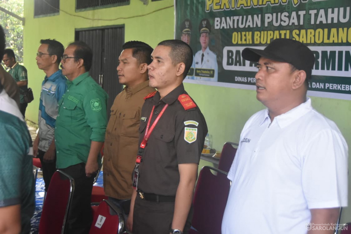 31 Oktober 2025 Penyerahan Secara Simbolis Alsintan Kepada Kelompok Tani Kabupaten Sarolangun