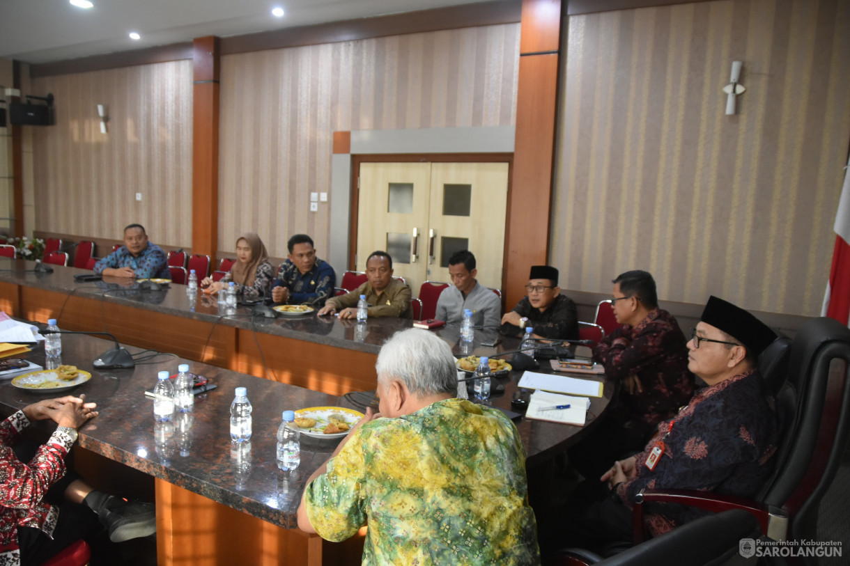 1 Februari 2024 - Rapat Membahas Tentang Belanja Tidak Terduga Di Ruang Pola Utama Kantor Bupati Sarolangun