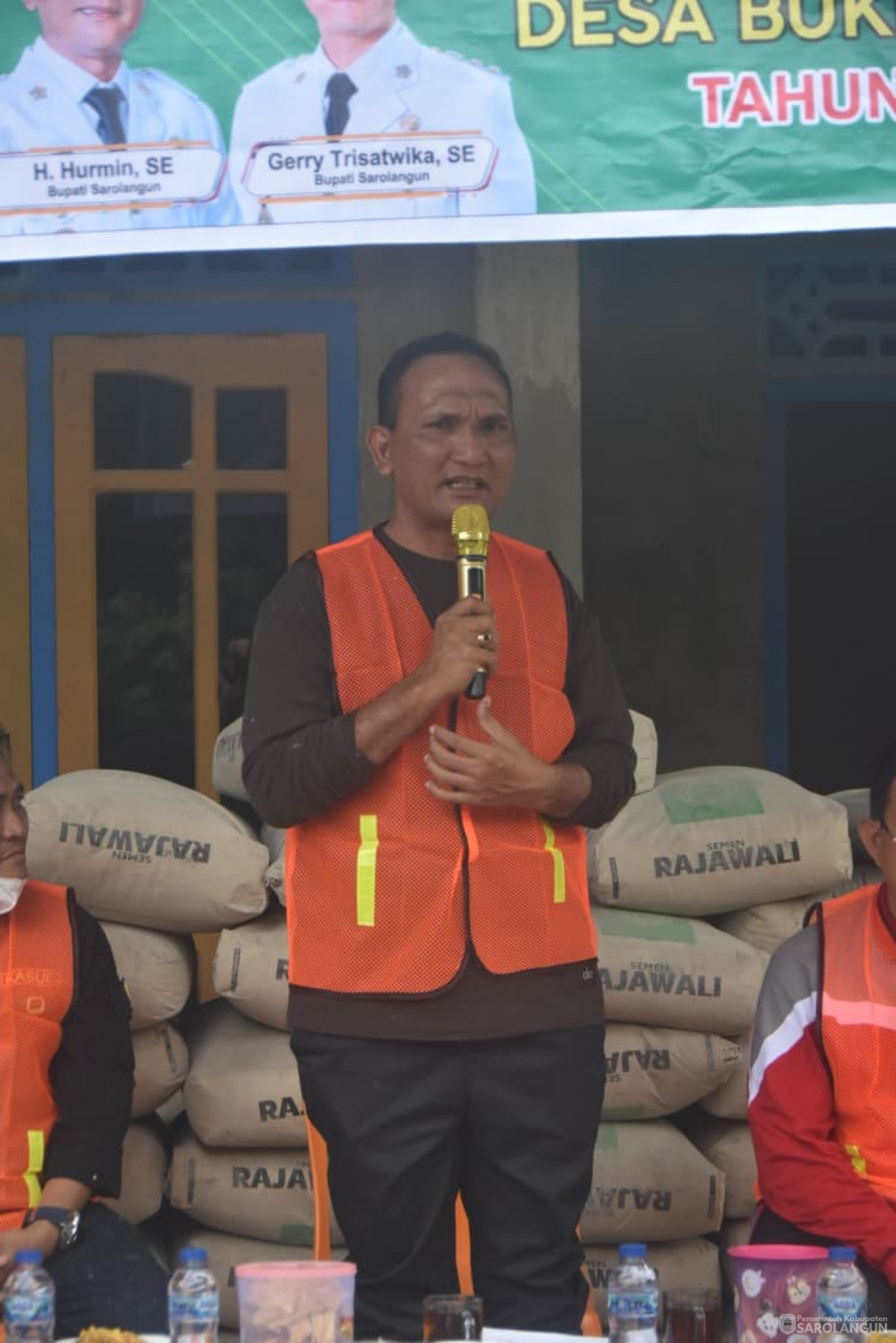 5 November 2025 Gotong Royong di Desa Bukit Suban Kecamatan Air Hitam