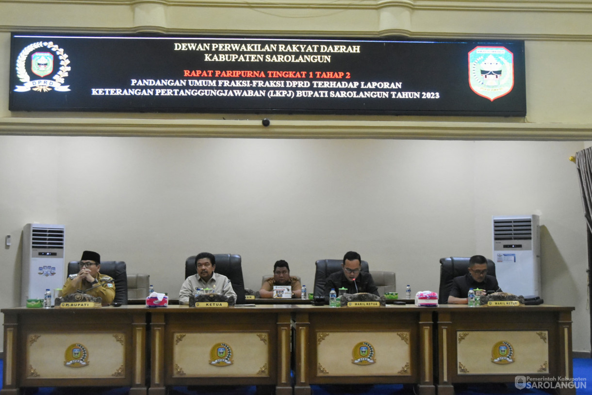 29 April 2024 - Rapat Paripurna Tingkat 1 Tahap 2 Di Gedung DPRD Kabupaten Sarolangun