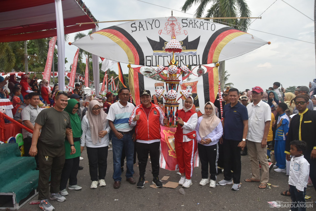 18 Agustus 2024 -&nbsp;Pawai Karnaval Memperingati HUT RI Ke 79, Bertempat di Depan Rumah Dinas Bupati Sarolangun
