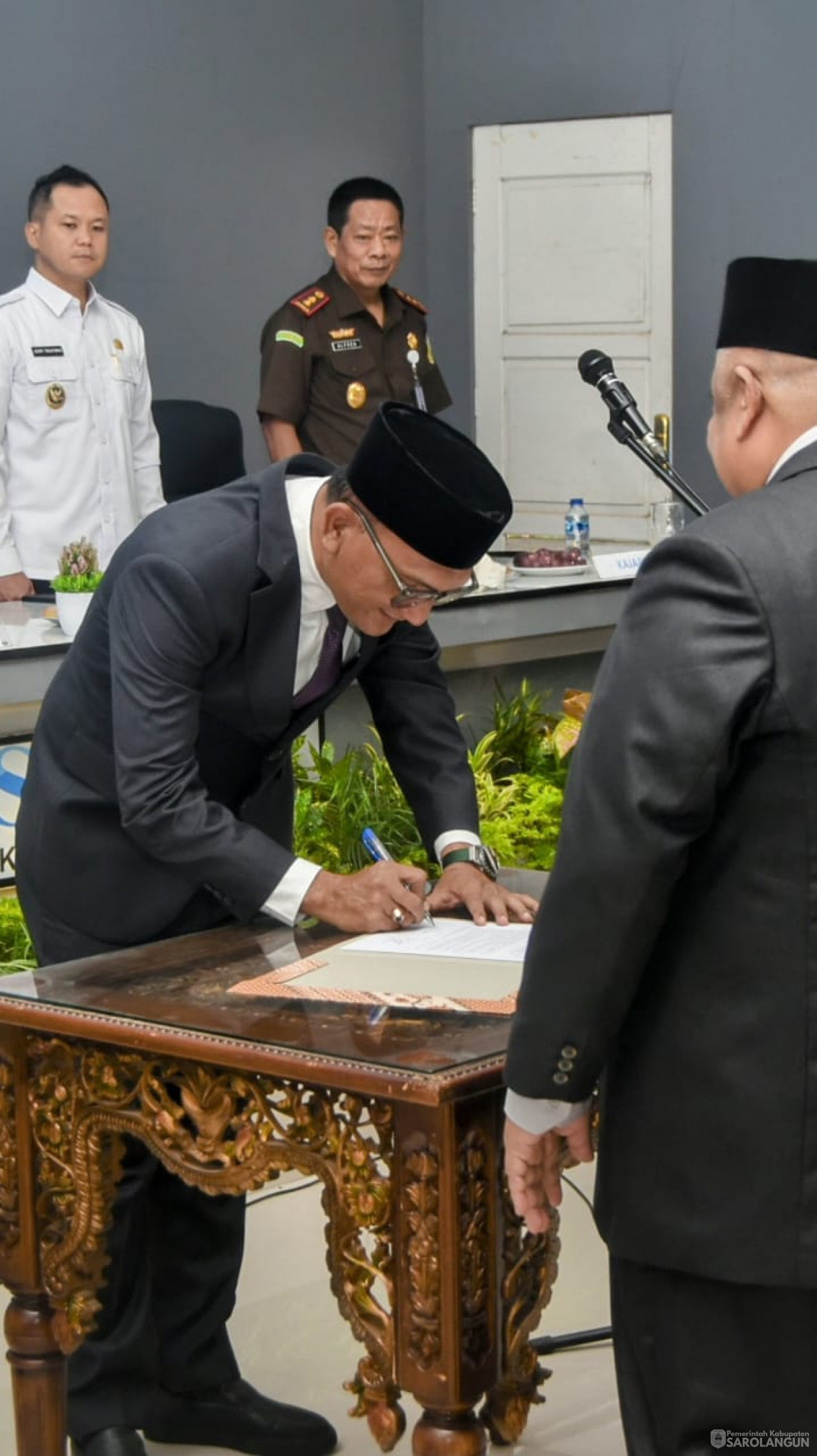 7 Mei 2025 -&nbsp;Pelantikan Direksi Perumda Air Minum Tirta Sako Batuah Kabupaten Sarolangun