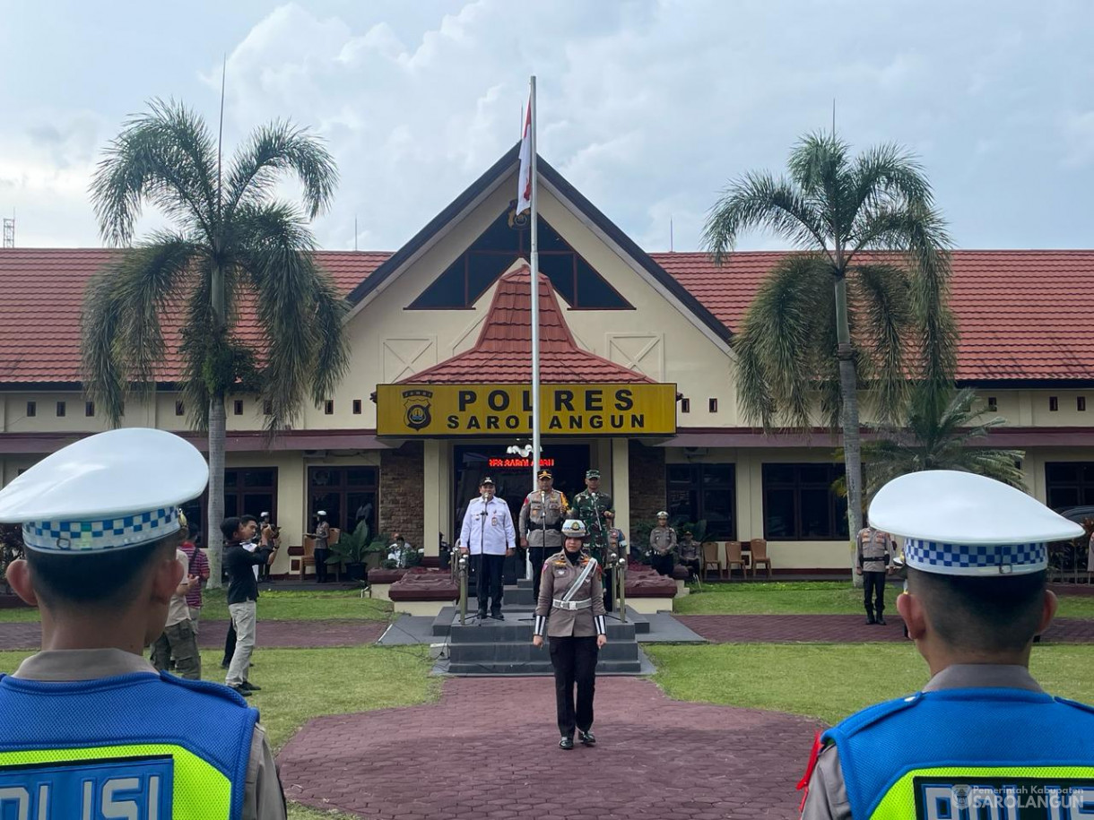 03 April 2024 - Apel Gelar Pasukan Operasi Kepolisian Terpusat Ketupat 2024 Dalam Rangka Pengamanan Idul Fitri 1445 H Tahun 2024 Di Lapangan Mapolres Sarolangun