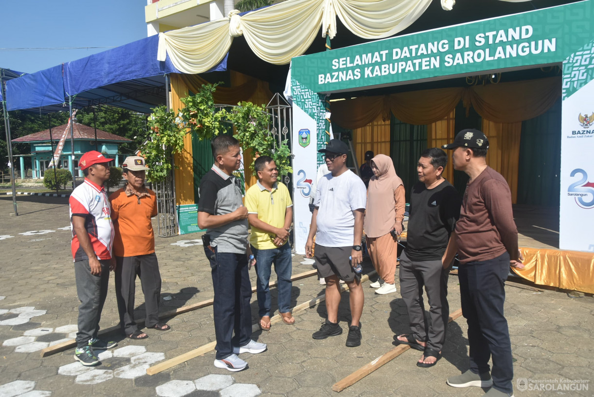 20 Oktober 2024 -&nbsp;Jalan Santai Bersama Sekaligus Meninjau Persiapan Festival Sarolangun, Bertempat di GOR Sarolangun