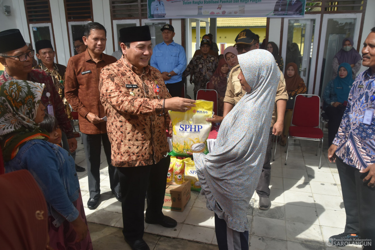 11 Juli 2024 - Gerakan Pangan Murah, Bertempat di Kantor Camat Singkut