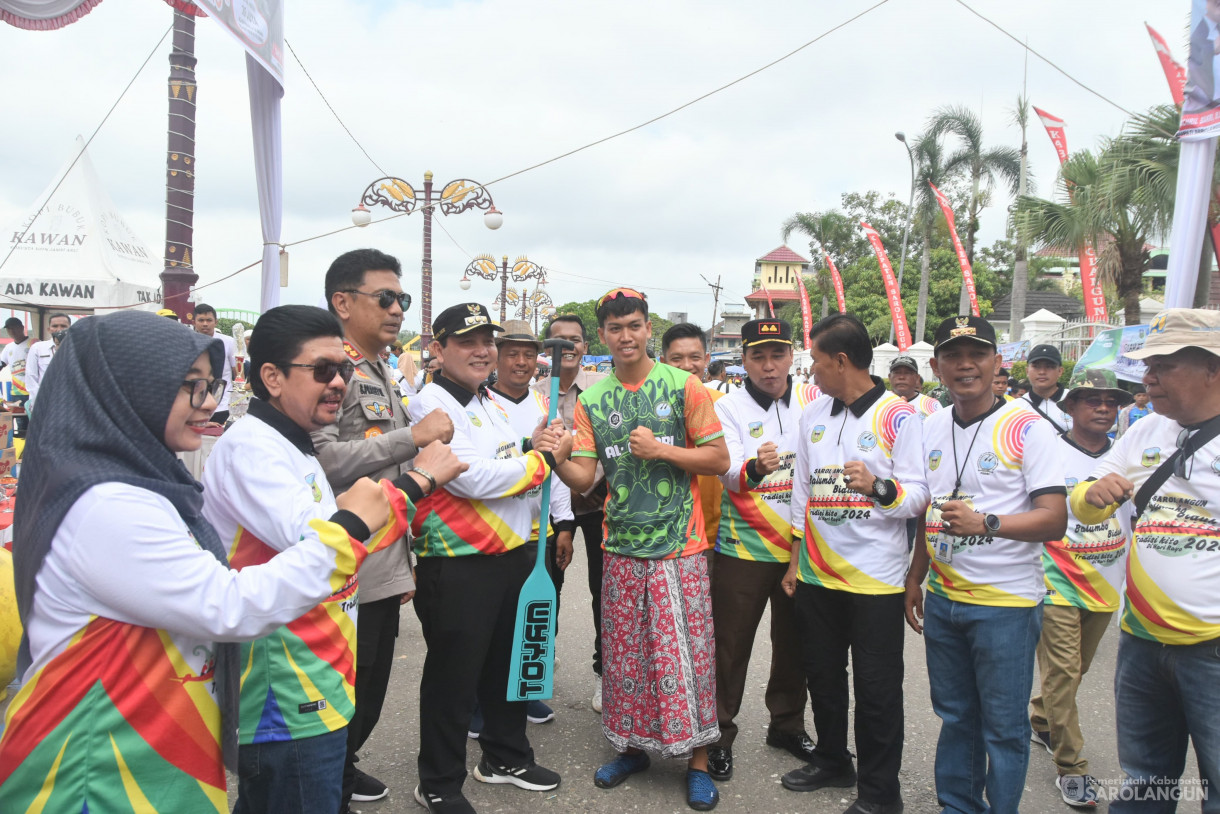 24 April 2024 - Pembukaan Festival Beatrix 2024 Balumbo Biduk Di Depan Rumah Dinas Bupati Sarolangun