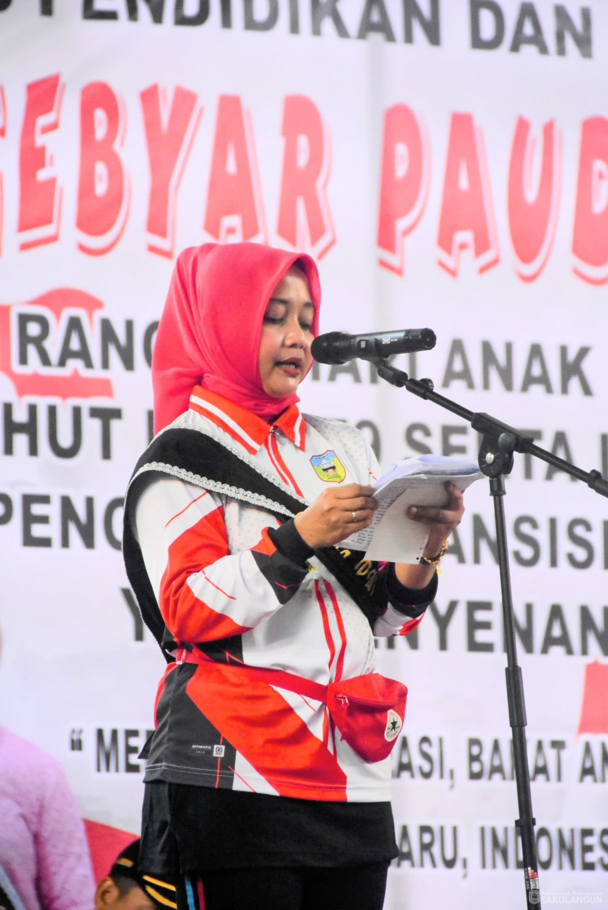 20 Agustus 2024 -&nbsp;Gebyar Bunda PAUD 2024 Dalam Rangka Memperingati Hari Anak Nasional Ke 40 Dan HUT RI Ke 79 Bertempat di Lapangan Tenis Indoor GOR Sarolangun