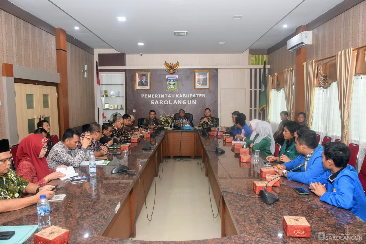 8 Mei 2025 - Audiensi Dengan Aliansi Mahasiswa Sarolangun