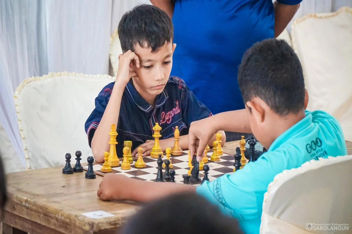 14 Juni 2026 Wakil Bupati Sarolangun Membuka Kejuaraan Catur Junior tingkat SD Kab. Sarolangun di Rumah Dinas Wakil Bupati Sarolangun
