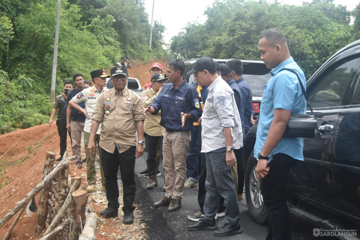 23 November 2024 -&nbsp;Meninjau Jalan di Desa Kasang Melintang Kecamatan Pauh