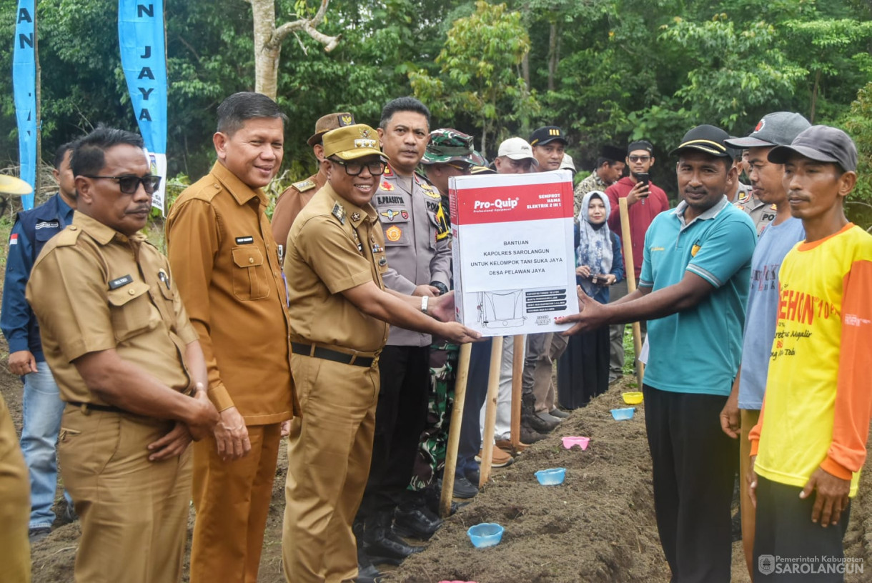 21 Januari 2025 -&nbsp;Penanaman Jagung Serentak di Desa Pelawan Jaya Kecamatan Pelawan