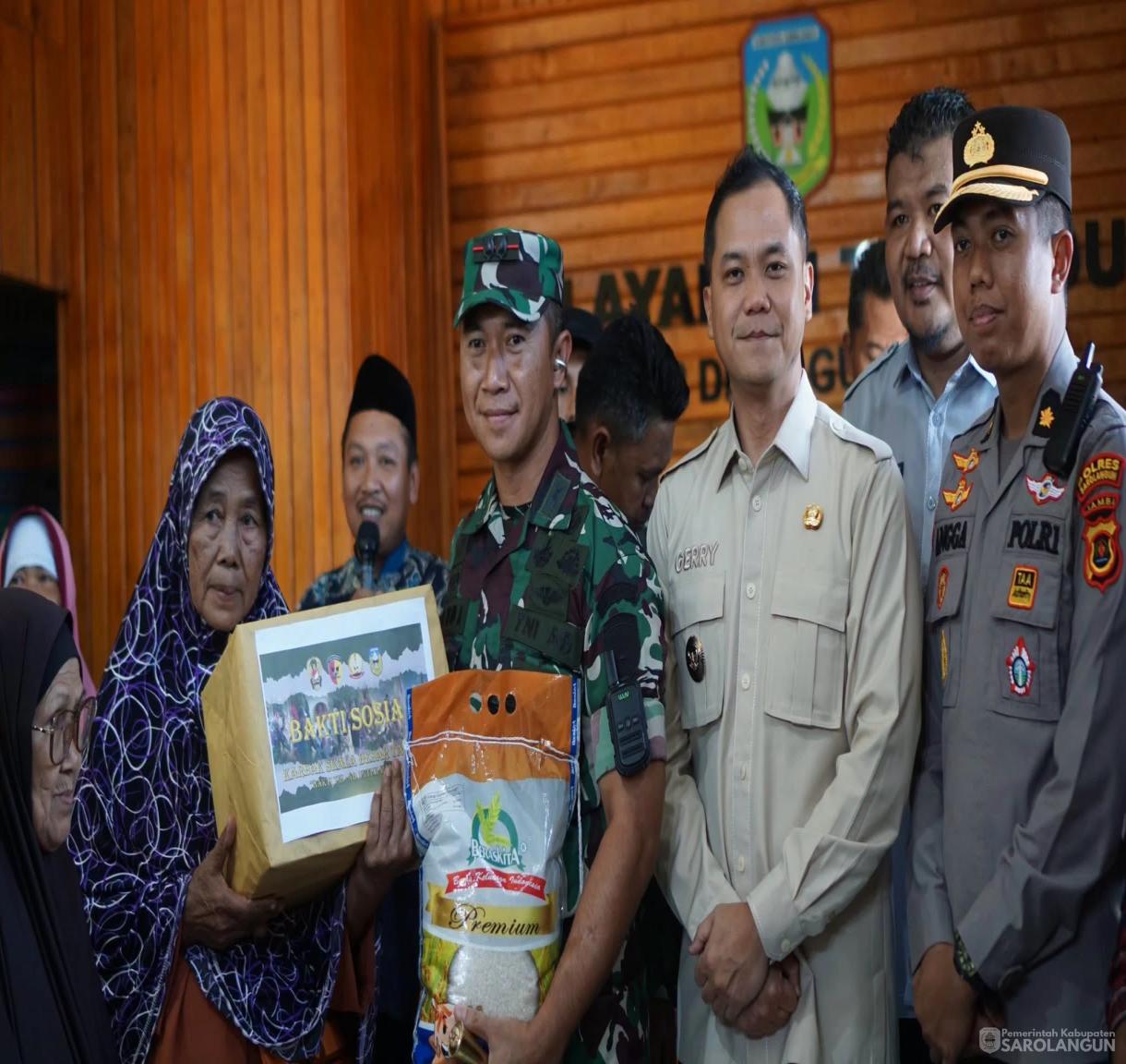 10 Juli 2026 Penyerahan Bantuan Korban Banjir di Kecamatan Mandiangin Timur