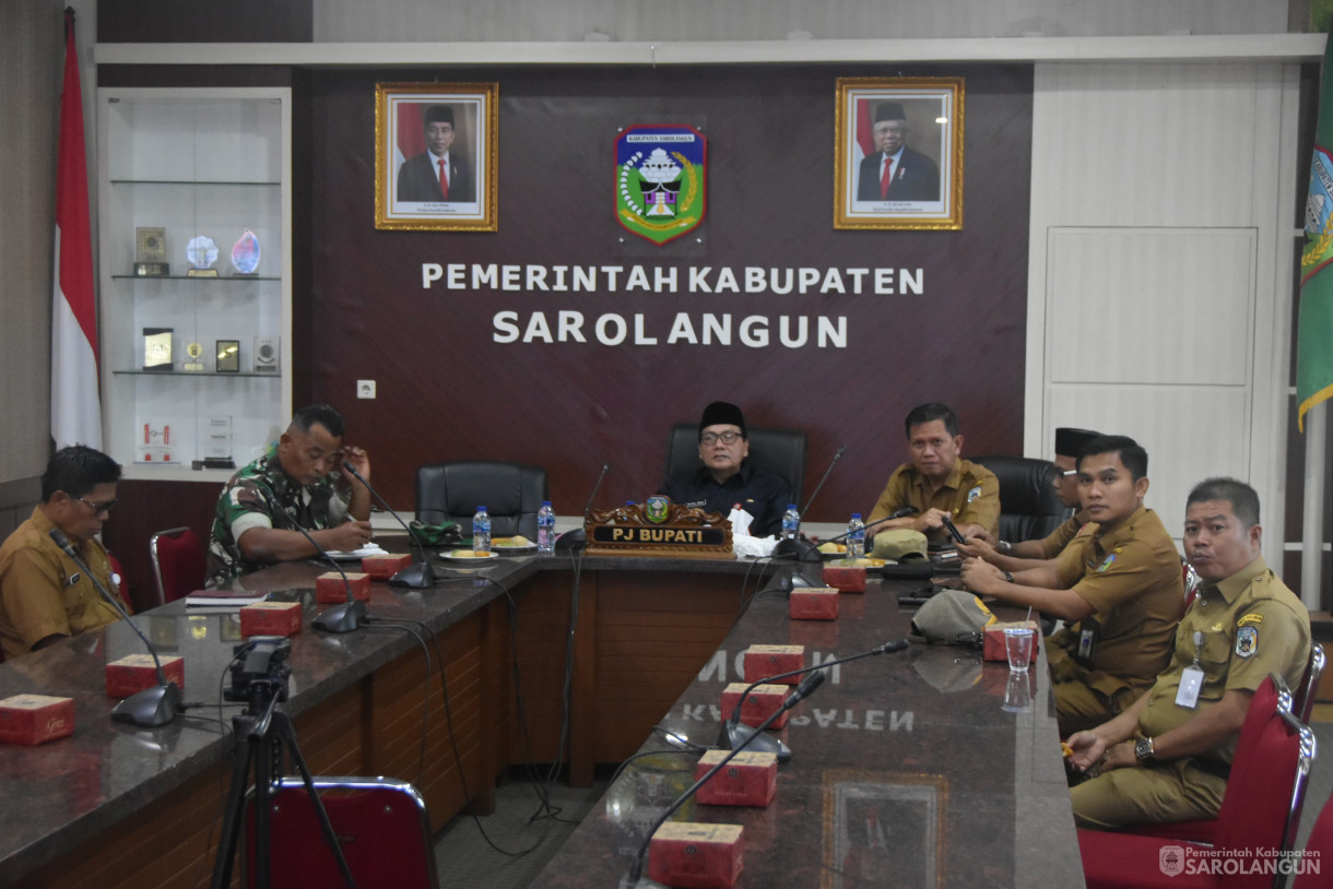 24 Juni 2024 - Rapat Koordinasi Pengendalian Inflasi dan Rapat TPID Di Ruang Pola Utama Kantor Bupati Sarolangun