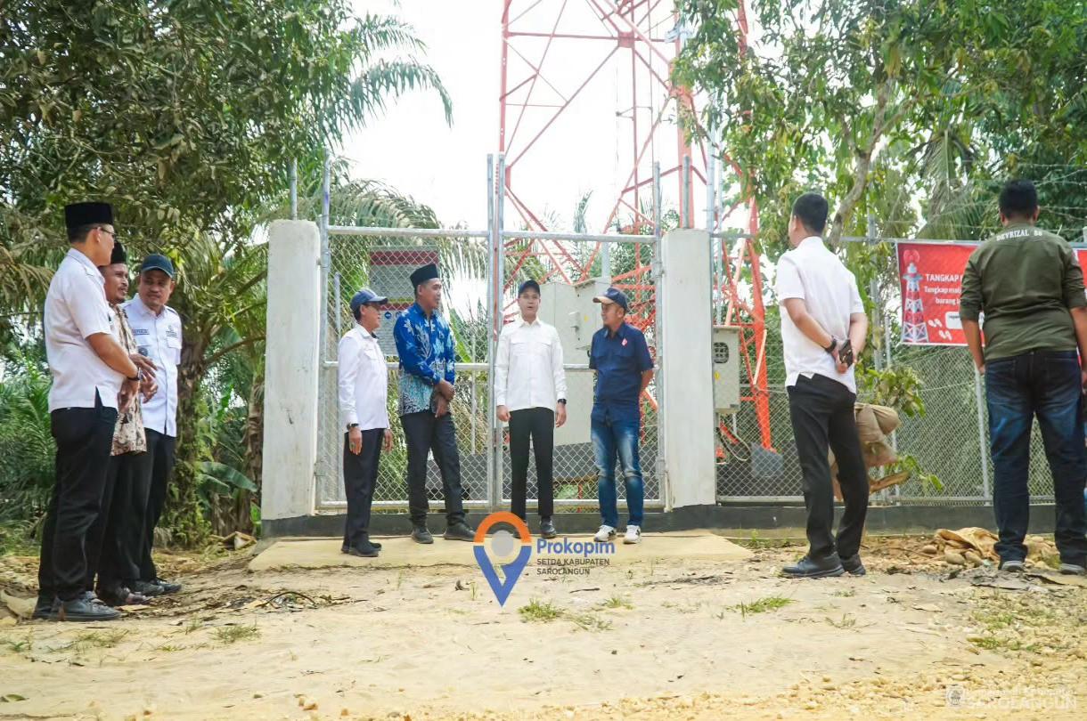 12 Agustus 2026 Meninjau lokasi pembangunan Tower Telkomsel di Desa Seko Besar, Kecamatan Pauh