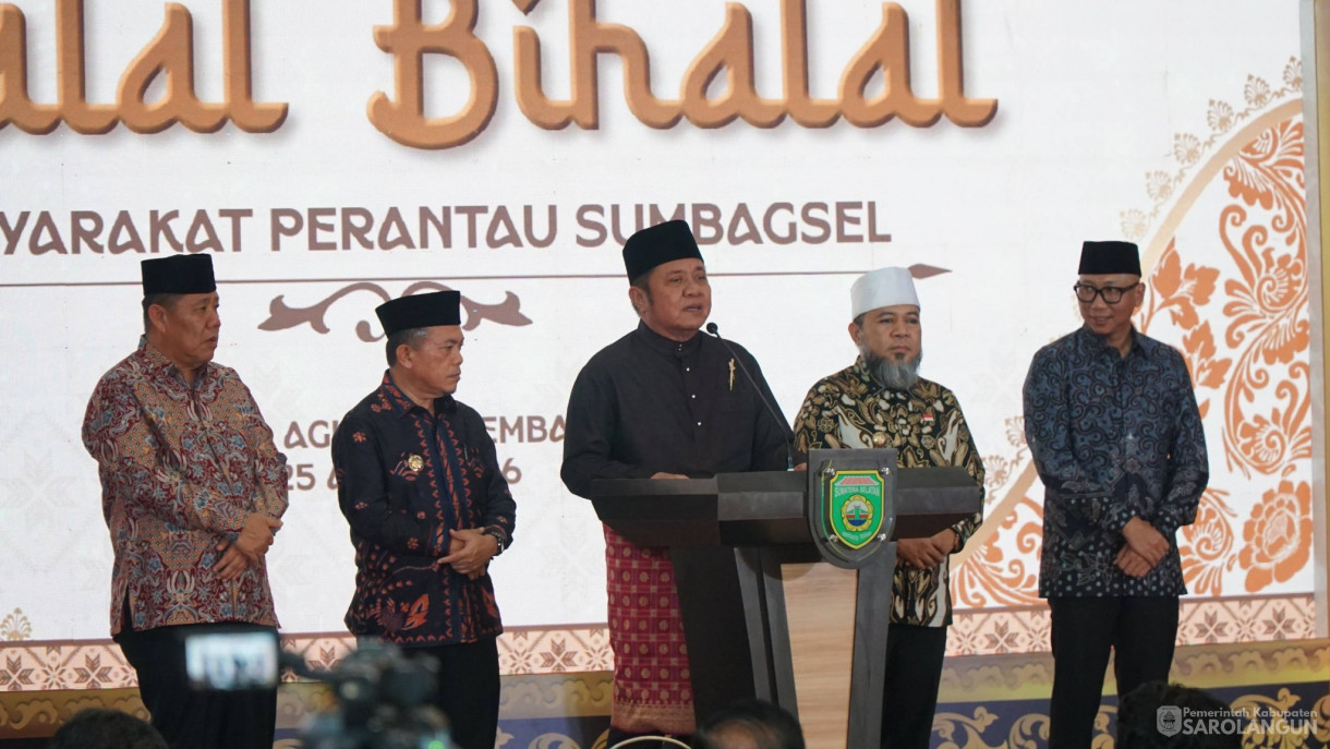 25 April 2026 Bupati Sarolangun menghadiri acara Halal Bihalal Masyarakat Perantau Sumbagsel di Griya Agung Jalan Demang Lebar Daun Kota Palembang